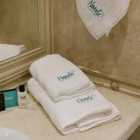 Borghese Grand Caravel