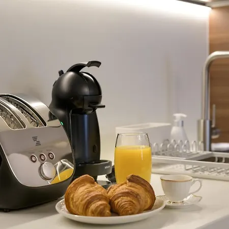 Borghese Grand Caravel