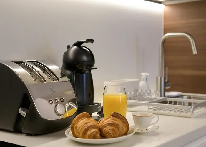 Borghese Grand Caravel