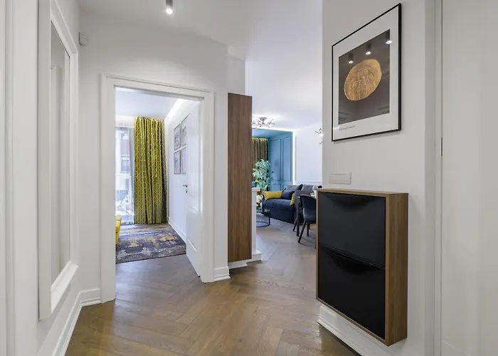 Borghese Grand Caravel Apartament Warna